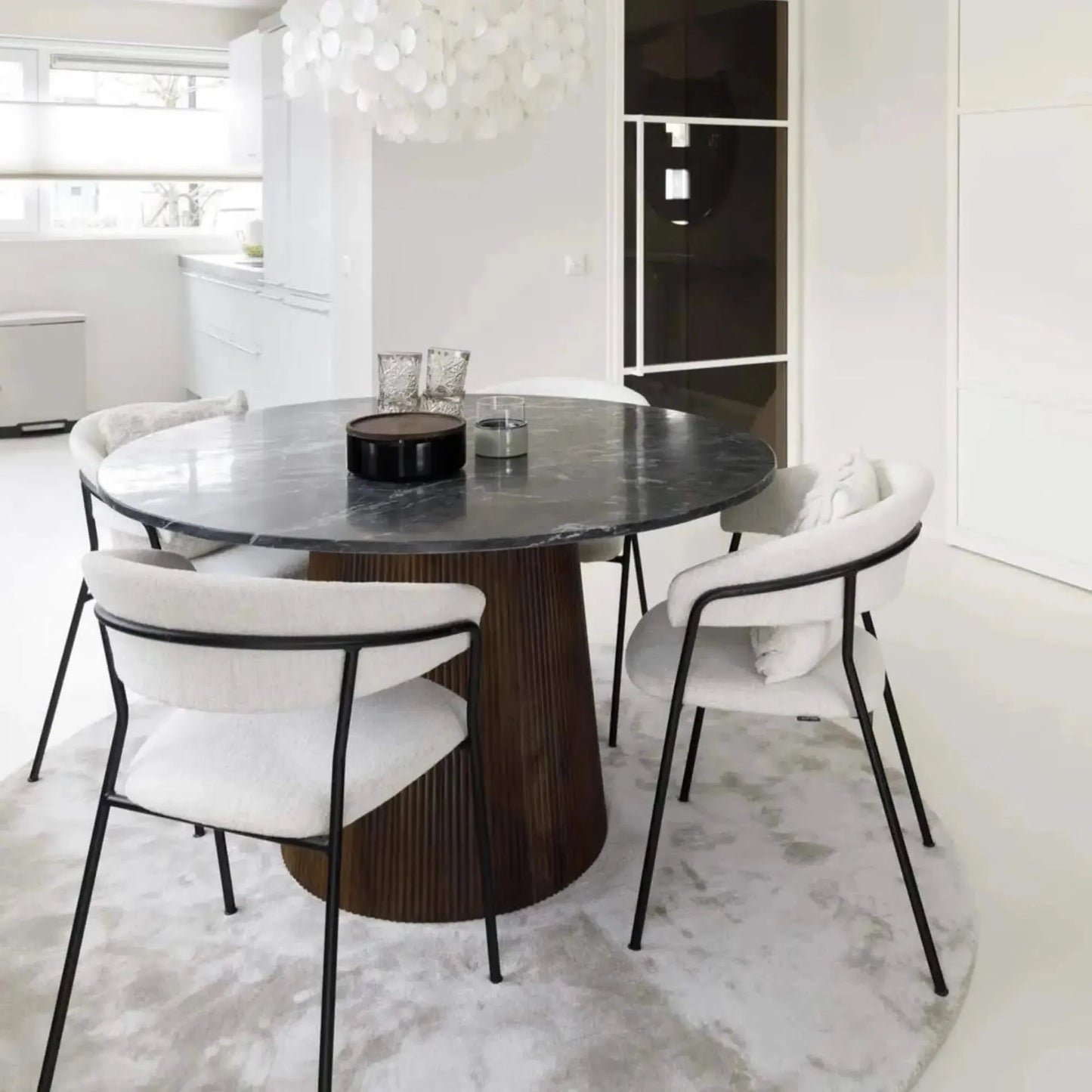 Chaise Bouclette Gris Élégante et Confortable-Atelier Travertin