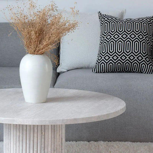 Élégance Naturelle: Table Basse en Travertin-Atelier Travertin