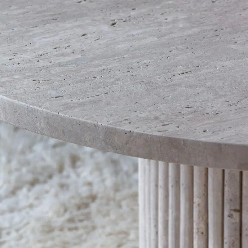 Élégance Naturelle: Table Basse en Travertin-Atelier Travertin