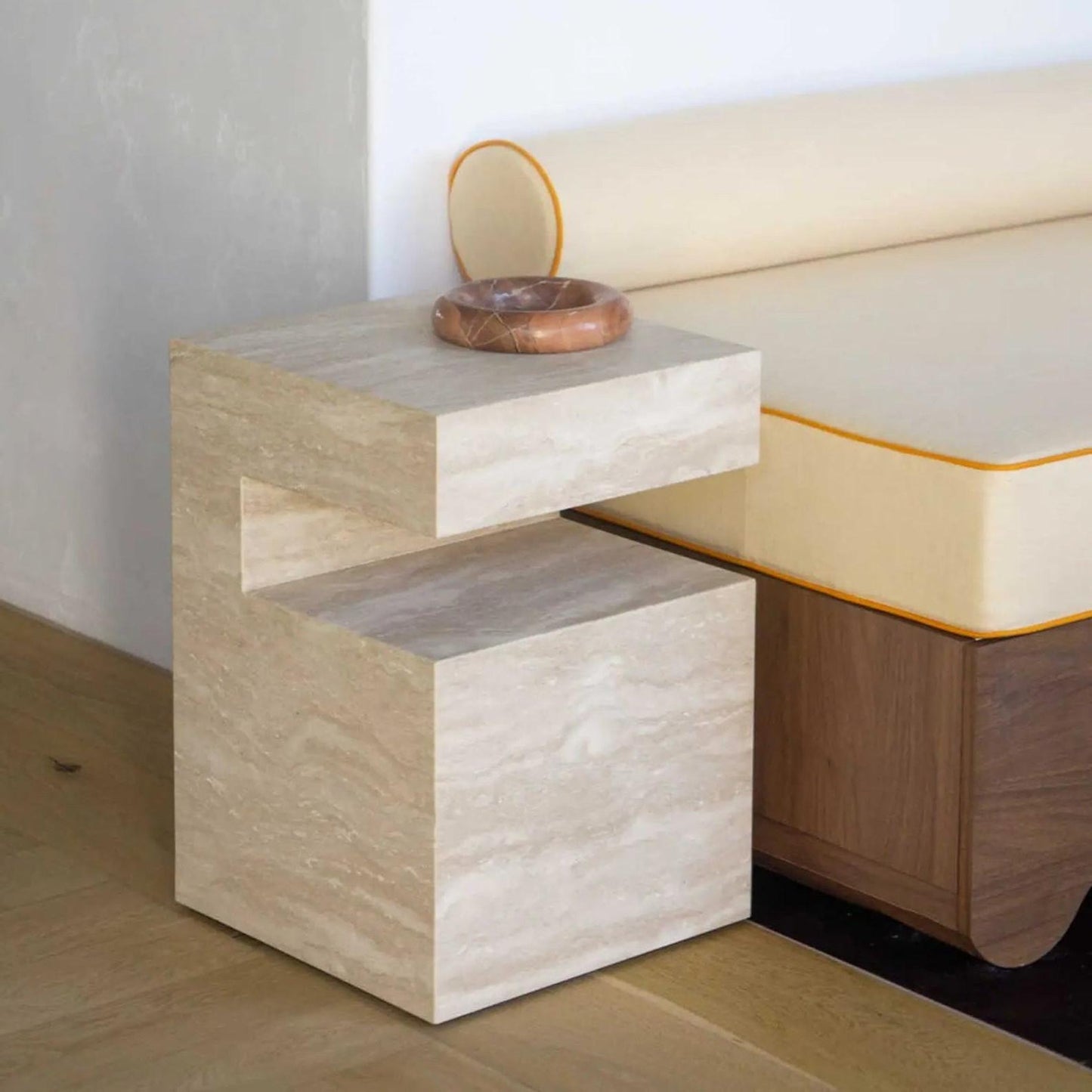 Élégance Naturelle : Table en Travertin-Atelier Travertin