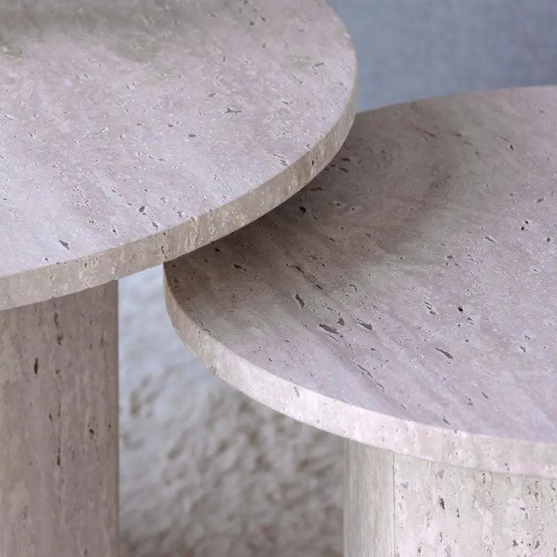 Élégance Travertin : Duo de Tables Luxueuses-Atelier Travertin