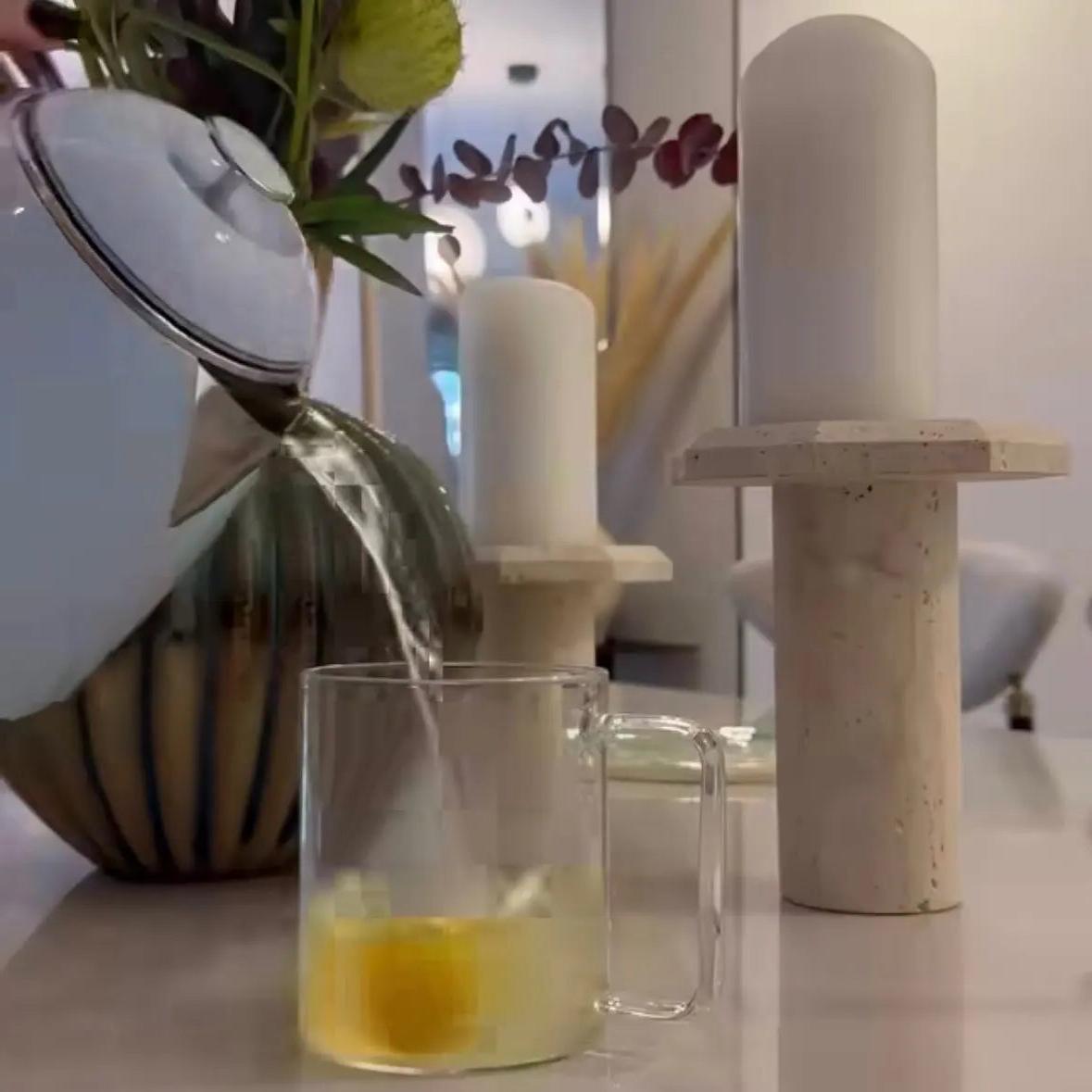 Élégance Travertin : Trio de Bougeoirs Haut de Gamme-Atelier Travertin