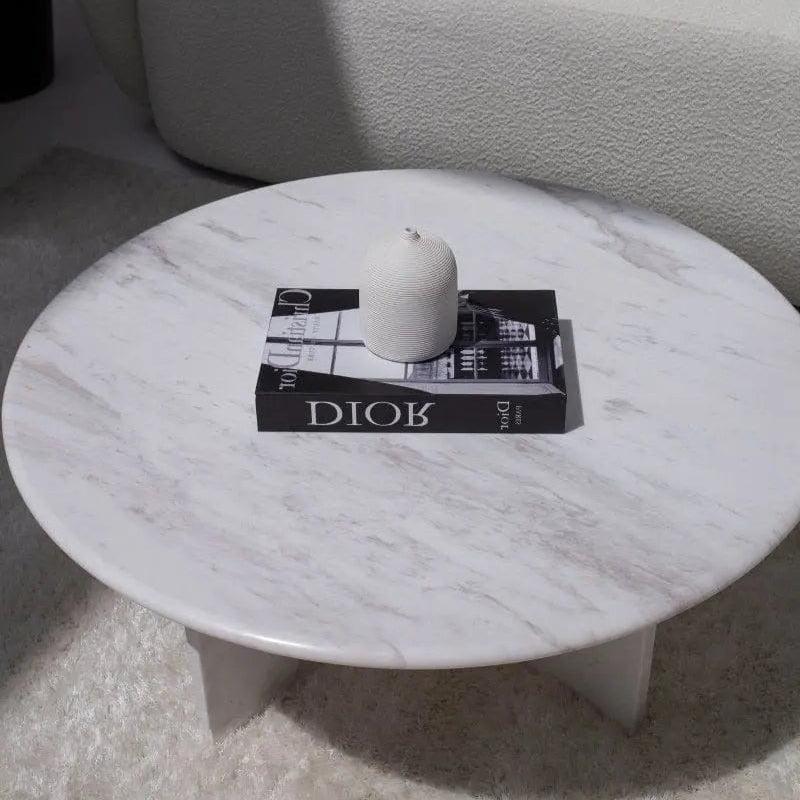 Élégance en Marbre : Table Basse Luxe-Atelier Travertin