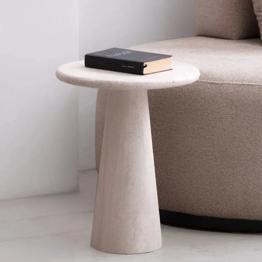Élégance sculpturale: Table Mira en travertin-Atelier Travertin