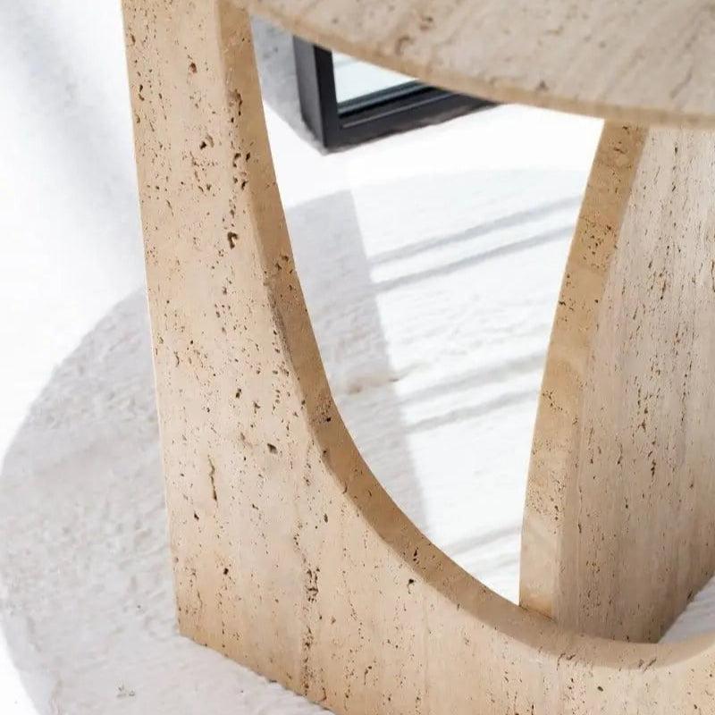 Élégante Table Ronde en Travertin-Atelier Travertin