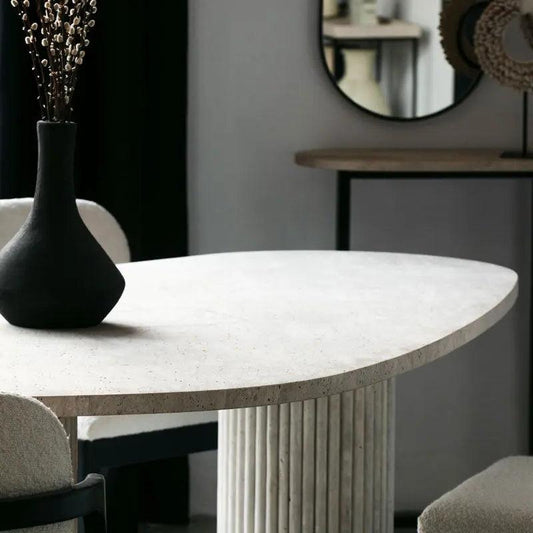 Élégante Table à manger Halo en Travertin-Atelier Travertin