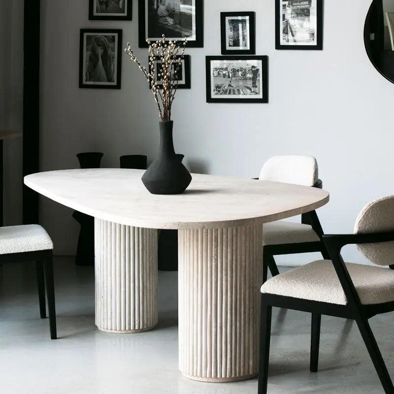 Élégante Table à manger Halo en Travertin-Atelier Travertin
