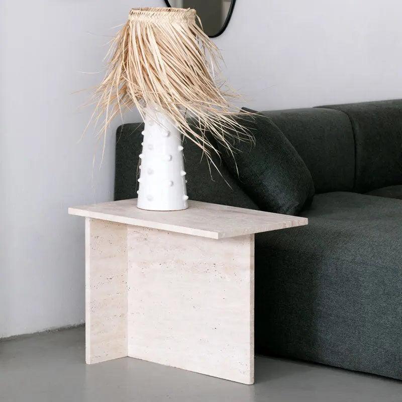 Élégante Table d'Appoint en Travertin-Atelier Travertin