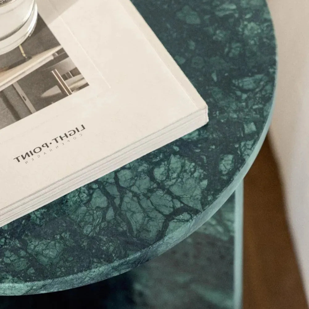 Élégantes Tables de Chevet en Marbre Vert-Atelier Travertin