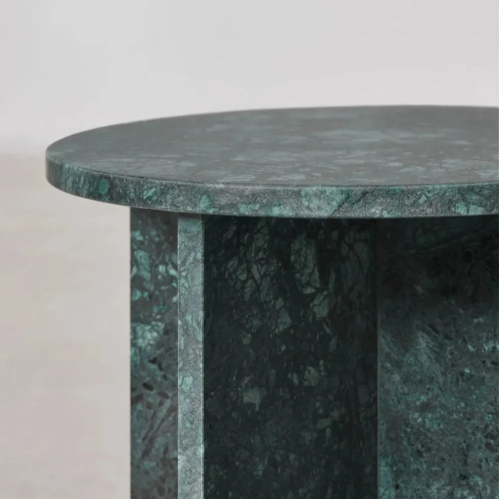 Élégantes Tables de Chevet en Marbre Vert-Atelier Travertin