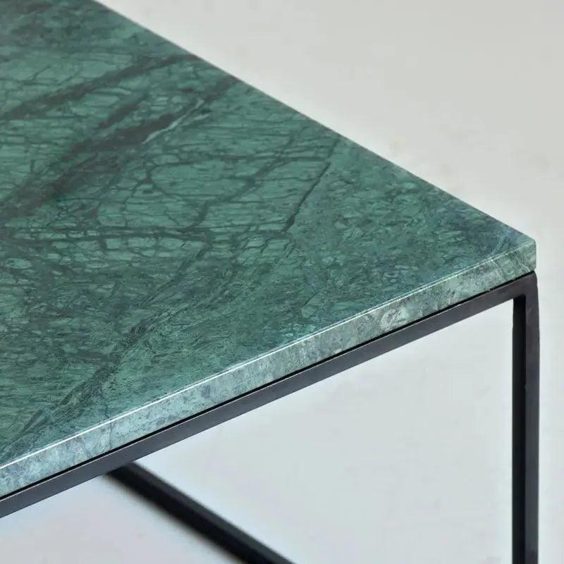 Table Basse Carrée en Marbre - Élégance et Style-Atelier Travertin