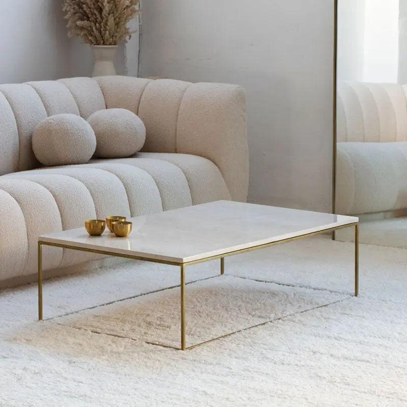 Table Basse Dorée en Marbre Exquis-Atelier Travertin