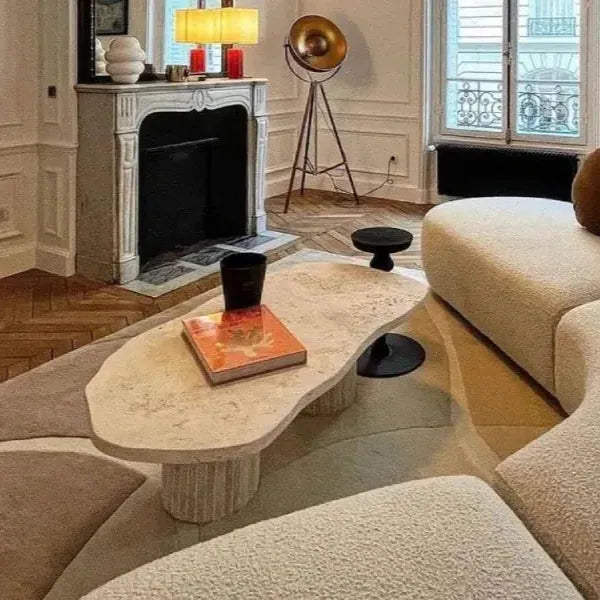 Table Basse Luxe & Design aux Courbes Organiques-Atelier Travertin