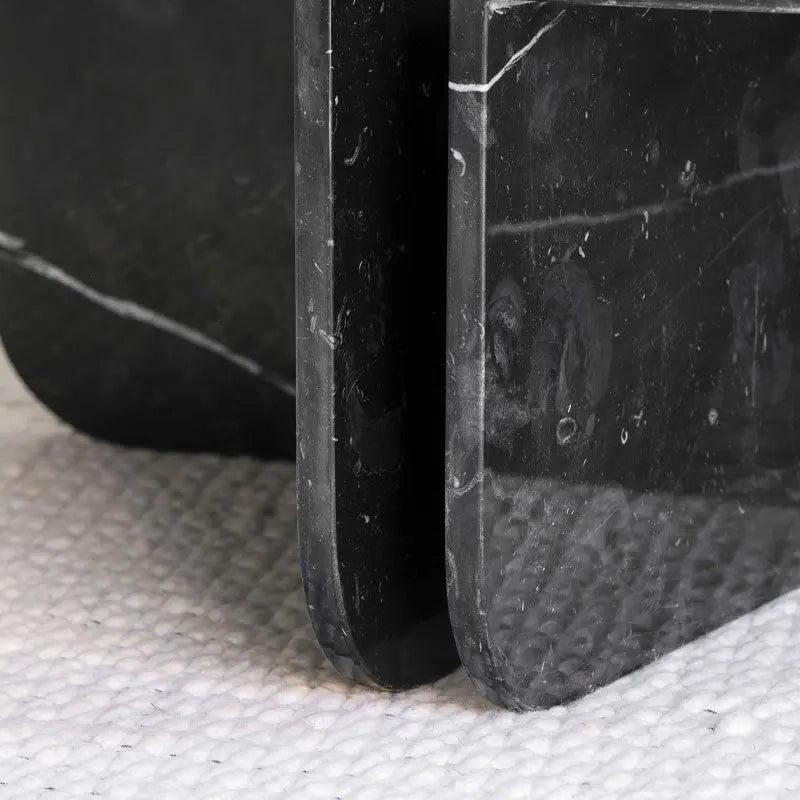 Table Basse Marbre Noir Élégance-Atelier Travertin