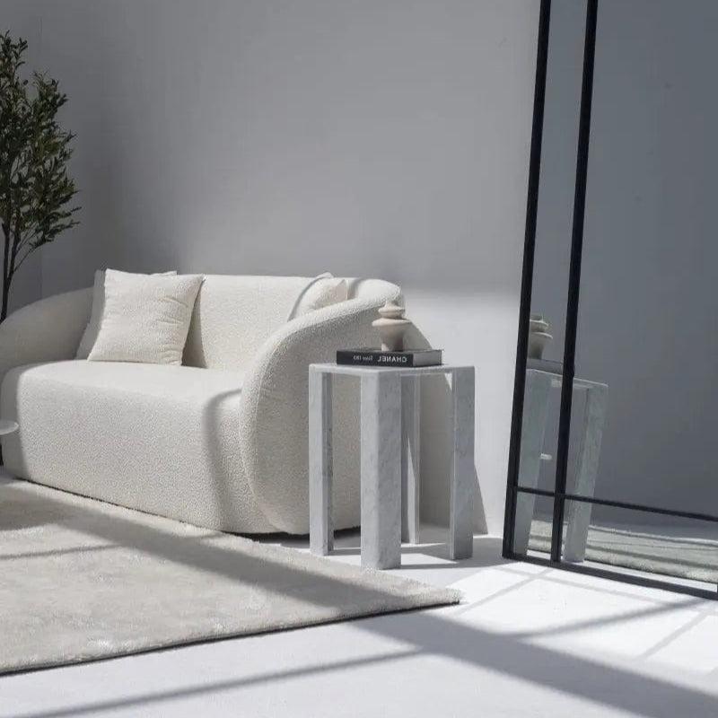 Table d'appoint en marbre chic et moderne-Atelier Travertin