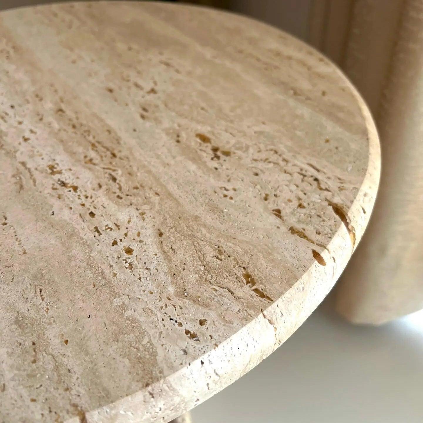 Table d'appoint travertin élégante-Atelier Travertin