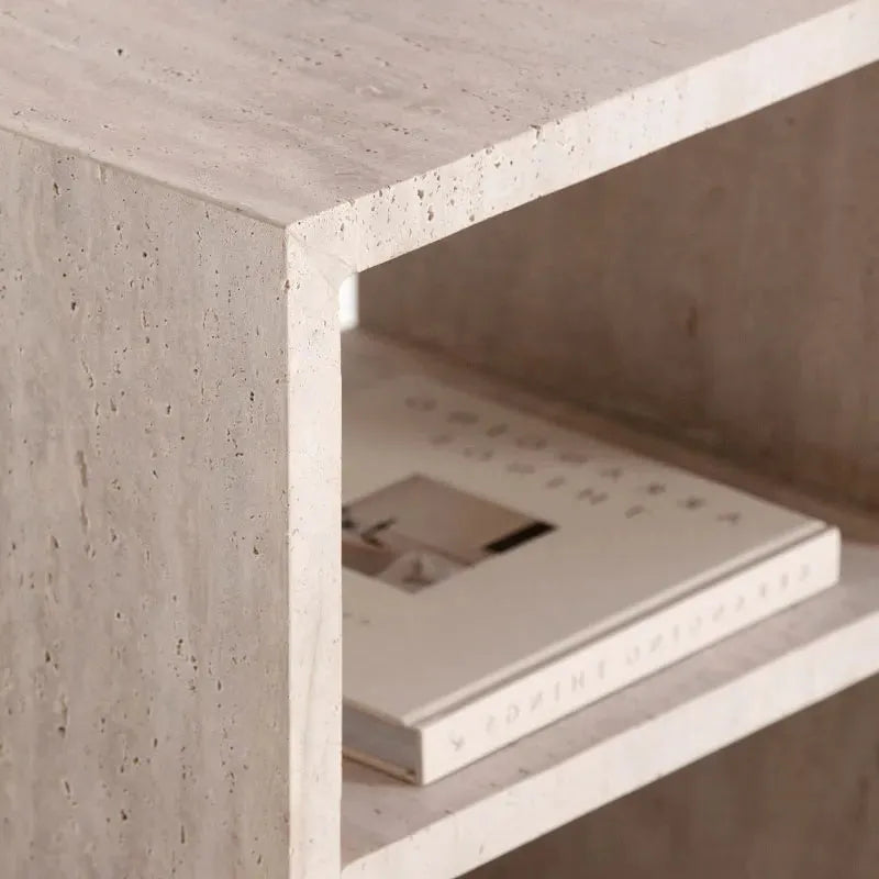Table de chevet design en travertin naturel-Atelier Travertin