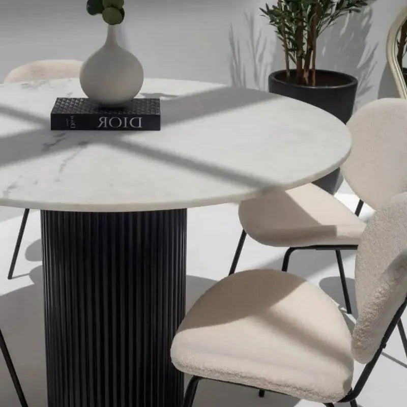 Table ronde en marbre : Élégance et Design-Atelier Travertin