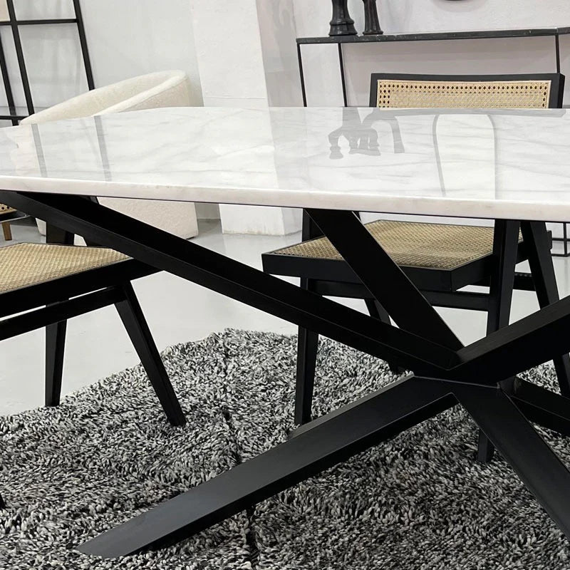 Table à Manger Toscana – Marbre Blanc de Toscane & Acier Noir