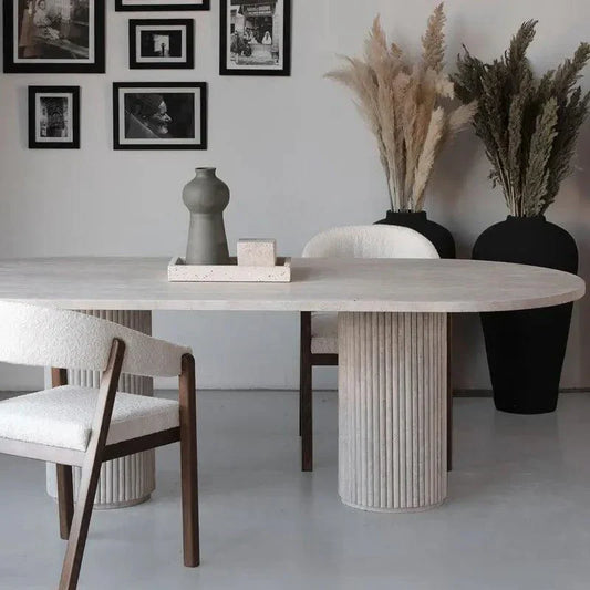 Combien pèse une table en travertin ? Faut-il renforcer le sol ?