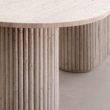 Bureau Caryatis en travertin