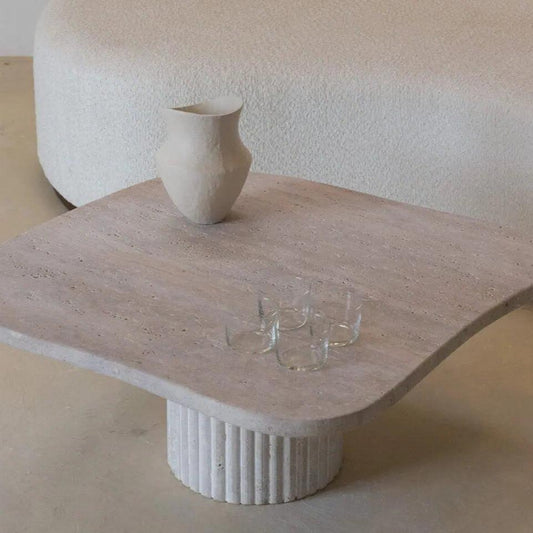 Élégance Naturelle : Table Basse en Travertin-Atelier Travertin