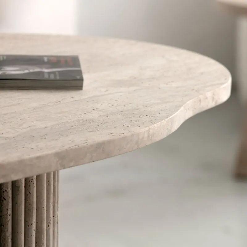 Élégance naturelle : Table Luxuria en Travertin-Atelier Travertin