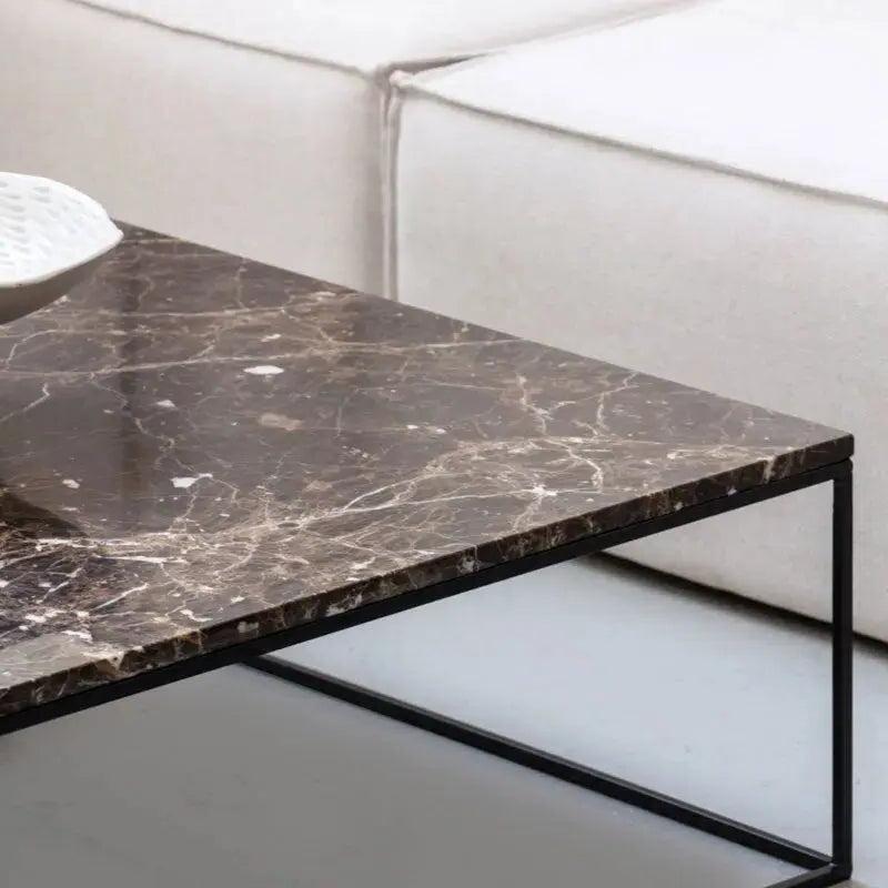 Table Basse Carrée en Marbre - Élégance et Style-Atelier Travertin