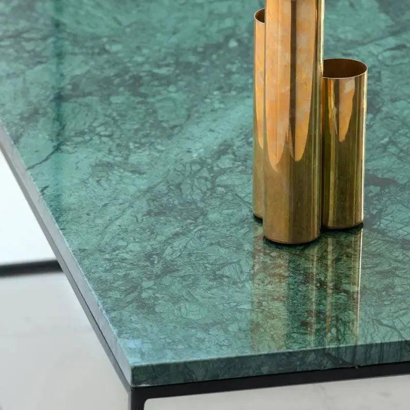 Table Basse Carrée en Marbre - Élégance et Style-Atelier Travertin