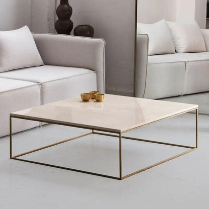 Table Basse Carrée en Marbre et Doré Épuré-Atelier Travertin