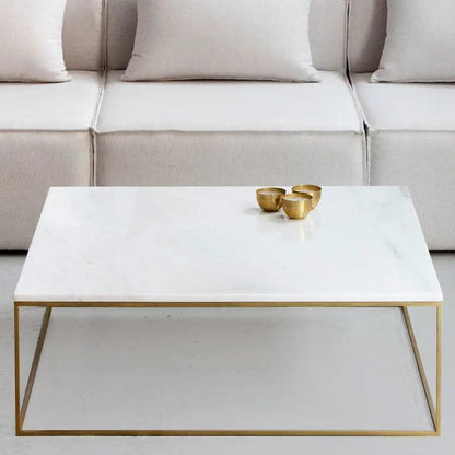 Table Basse Carrée en Marbre et Doré Épuré-Atelier Travertin