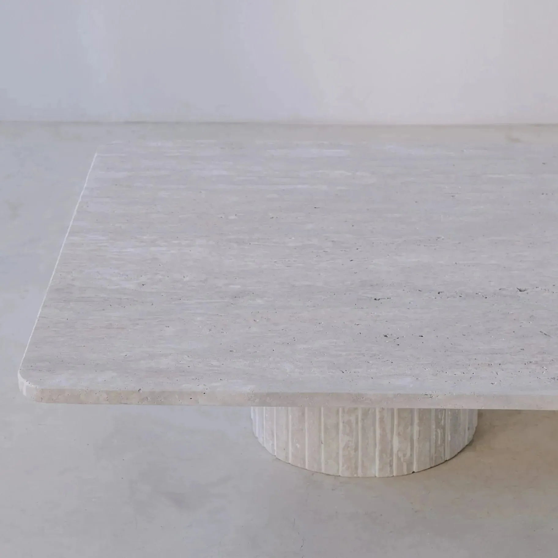 Table Basse Élysée en Travertin-Atelier Travertin
