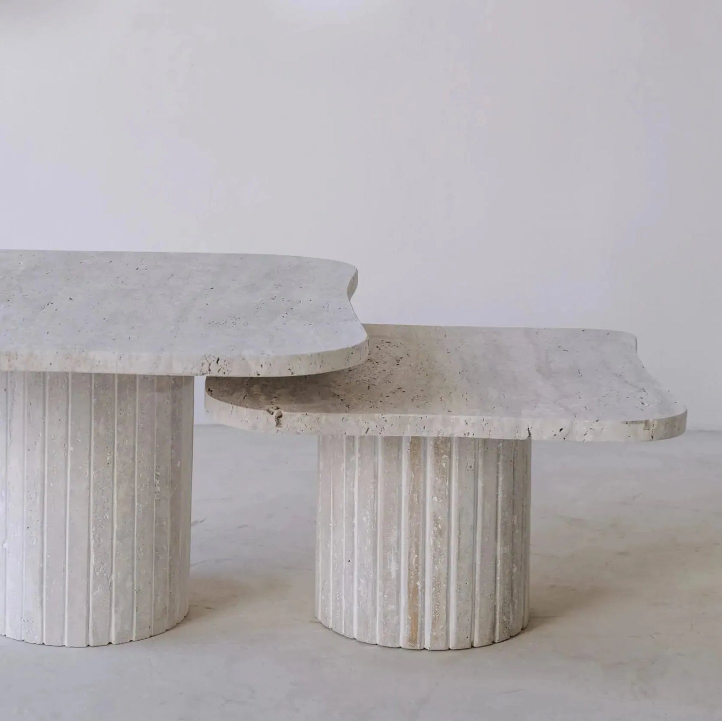 Tables Gigognes Élite en Travertin-Atelier Travertin