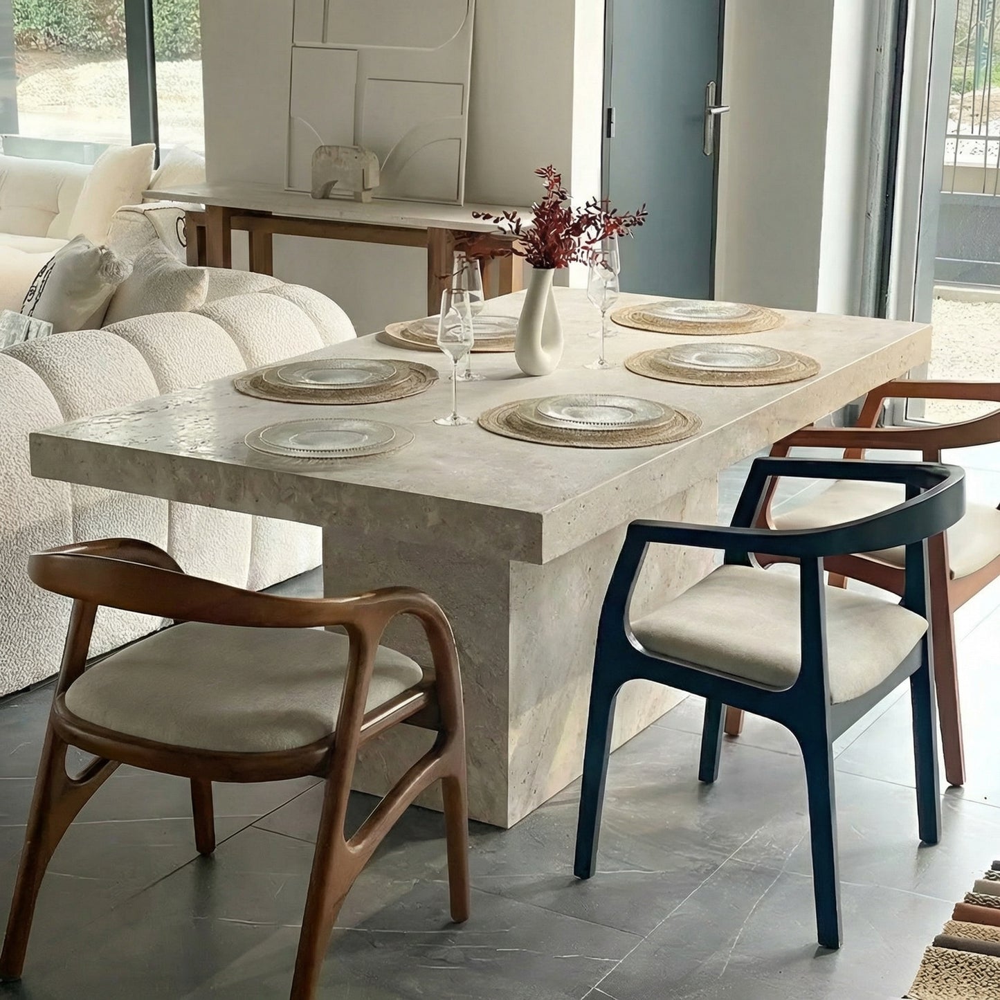 Table à manger rectangulaire Emporio en Travertin – Élégance et puissance contemporaine