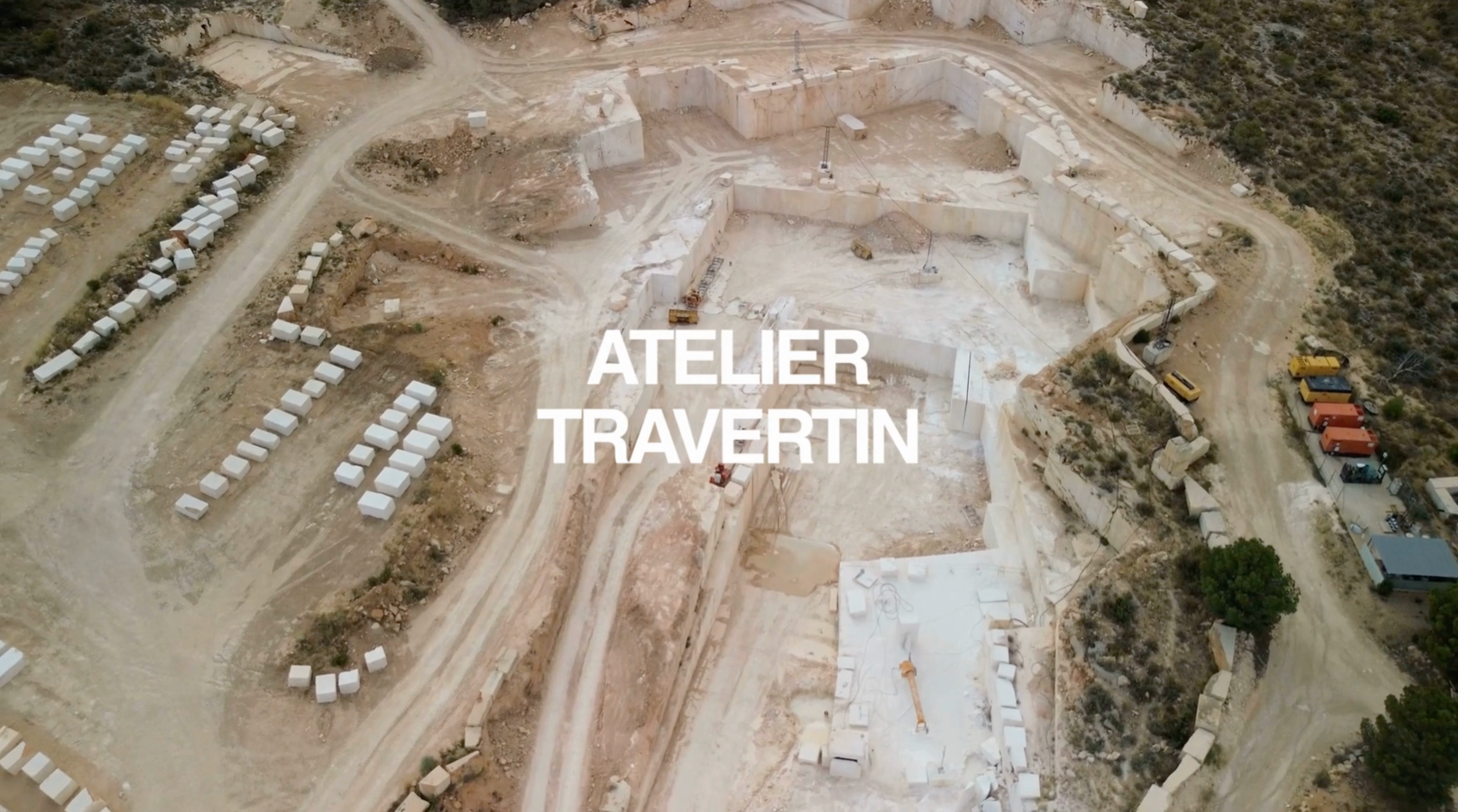 Charger la vidéo : Comment sont fabriqués nos meubles d’exception ?